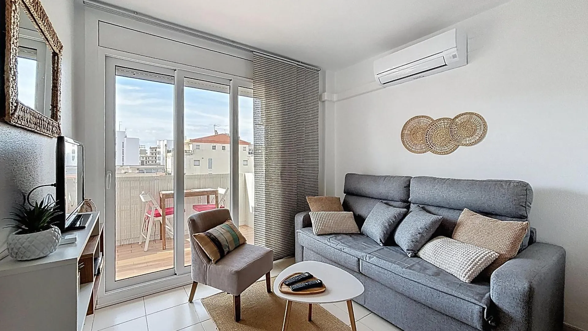 Apartament Sol Y Playa 4 1 Piso Muy Bonito Y Reformado Roses 0*,  Hiszpania